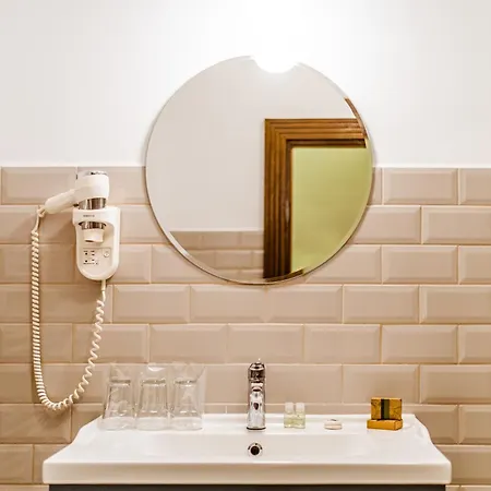 Casa Chitic - Str Nicolae Balcescu 13 Hotel