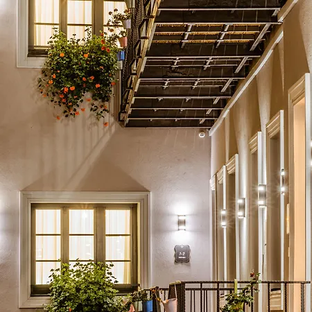 Casa Chitic - Str Nicolae Balcescu 13 3*