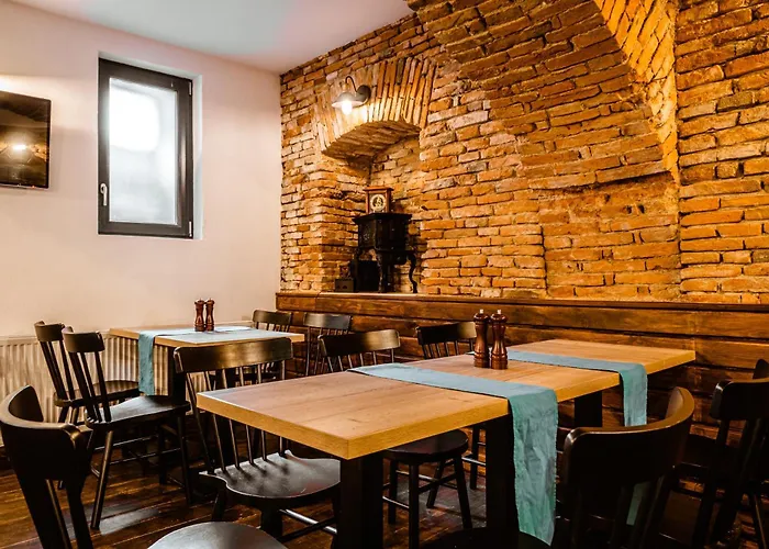 Hotel Casa Chitic - Str Nicolae Balcescu 13 3*