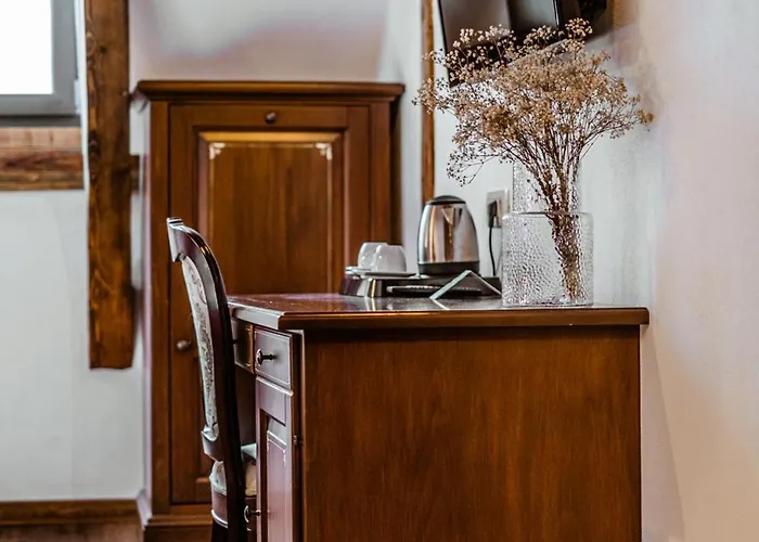 Hotel Casa Chitic - Str Nicolae Balcescu 13 Brasov