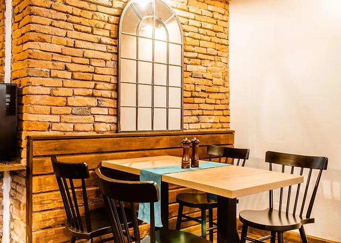 Casa Chitic - Str Nicolae Balcescu 13 Hotel