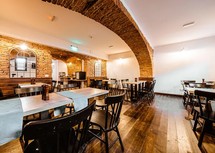 Hotel Casa Chitic - Str Nicolae Balcescu 13 Brasov