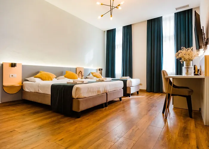 Casa Chitic - Str Nicolae Balcescu 13 3*